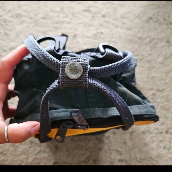 Fjallraven Kånken Faded Red Mini Everyday Outdoor Backpack - Picture 11 of 13